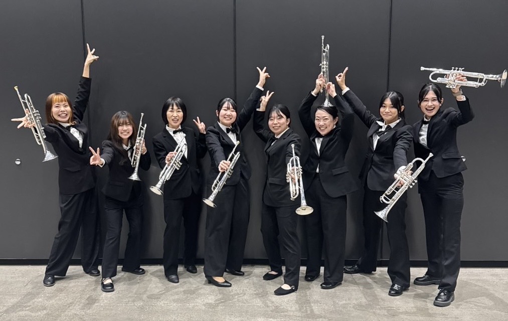 トランペットパートのメンバー写真